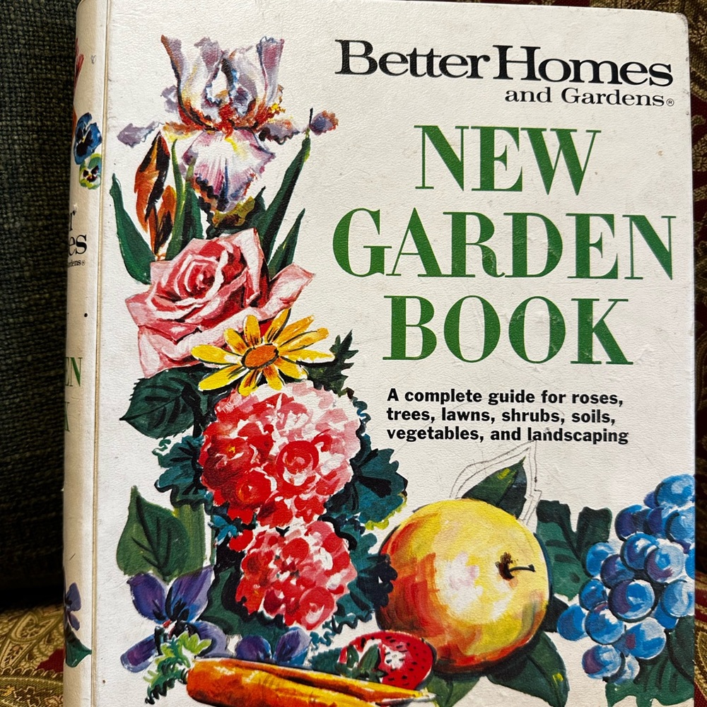 Better Homes and Gardens New Garden Book